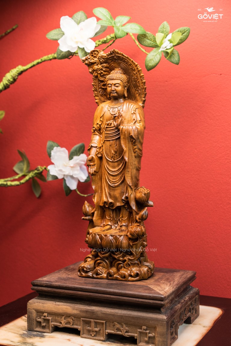 Tượng Phật A Di Đà đứng gỗ Bách Xanh cao 30cm 