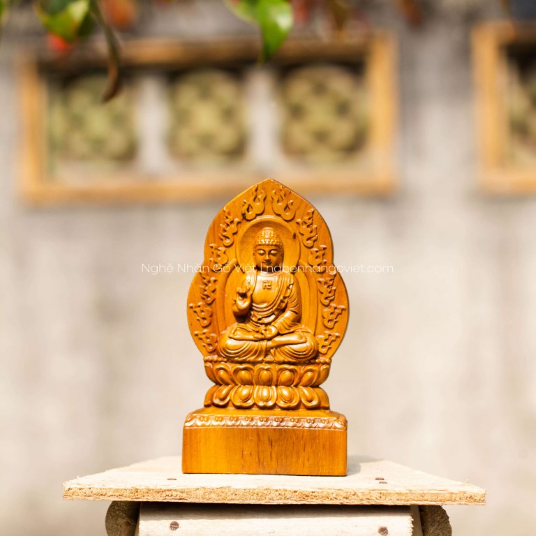 Phật hộ mệnh 2 mặt gỗ bách xanh - A Di Đà Phật (tuổi Tuất, Hợi)
