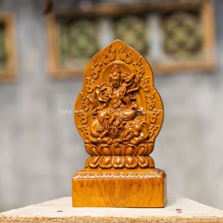 Phật hộ mệnh 2 mặt gỗ bách xanh - Phổ Hiền Bồ Tát (tuổi Thìn, Tỵ)